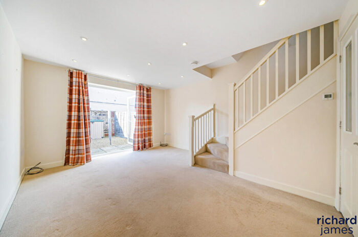 2 Bedroom Terraced House For Sale In Andover Street, Town Centre, Swindon, SN1