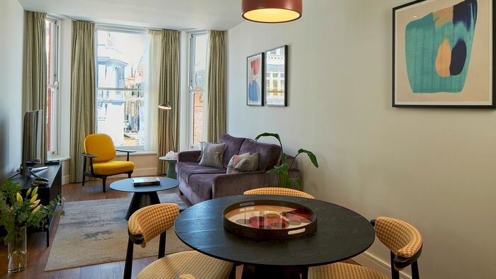 2 Bedroom Flat To Rent In Harrington Court, South Kensington, London, SW7