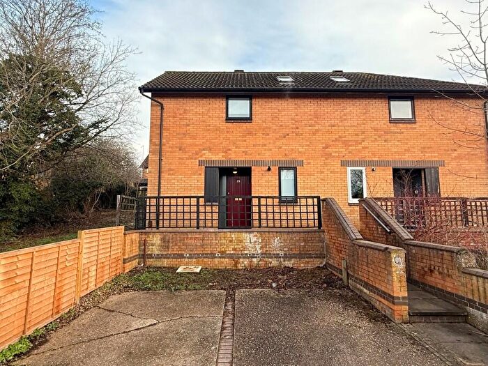 2 Bedroom Semi Detached House To Rent In Edmund Court, Shenley Church End, MK5