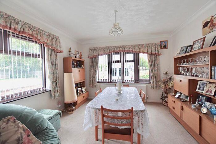 2 Bedroom Bungalow For Sale In Deeping St. James Road, Northborough, Peterborough, PE6