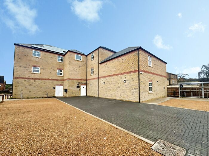 2 Bedroom Flat To Rent In Mill House, March, PE15