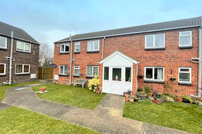 2 Bedroom Flat To Rent In Church View Court, Norwich, NR7