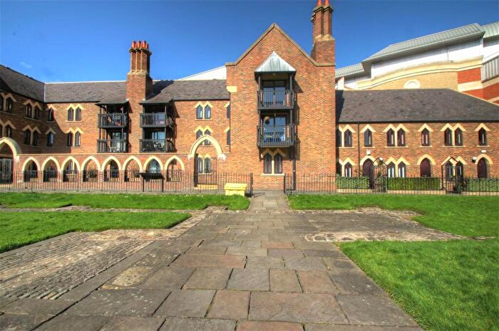 2 Bedroom Apartment To Rent In Jacobins Chare, Newcastle Upon Tyne, Tyne And Wear, NE1