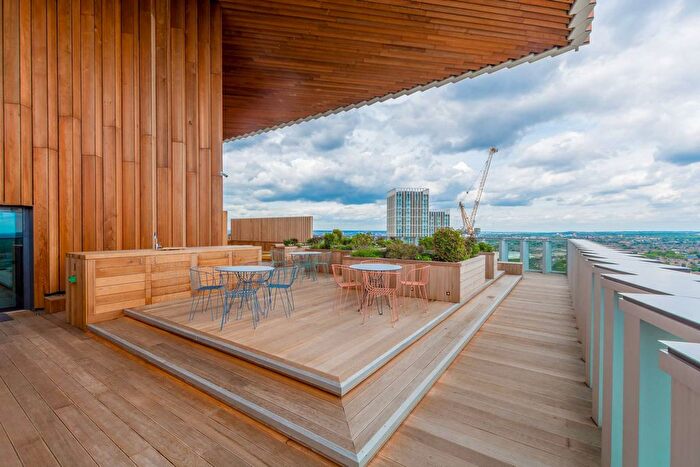 1 Bedroom Flat To Rent In Manhattan Loft Apartments, Stratford, London, E20