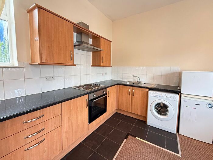 1 Bedroom Property To Rent In High Street, Leeds, LS27