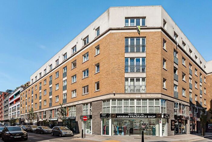 1 Bedroom Apartment For Sale In Plumbers Row, London, E1