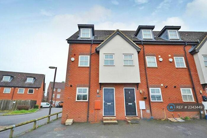 4 Bedroom Terraced House To Rent In Killerton Close, Westcroft, Milton Keynes, MK4