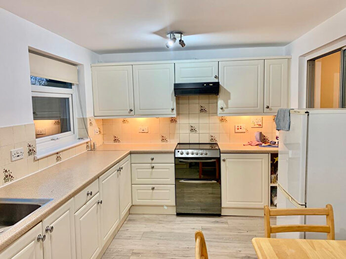 3 Bedroom Semi-Detached House To Rent In Windsor Road, Enfield, Greater London, EN3