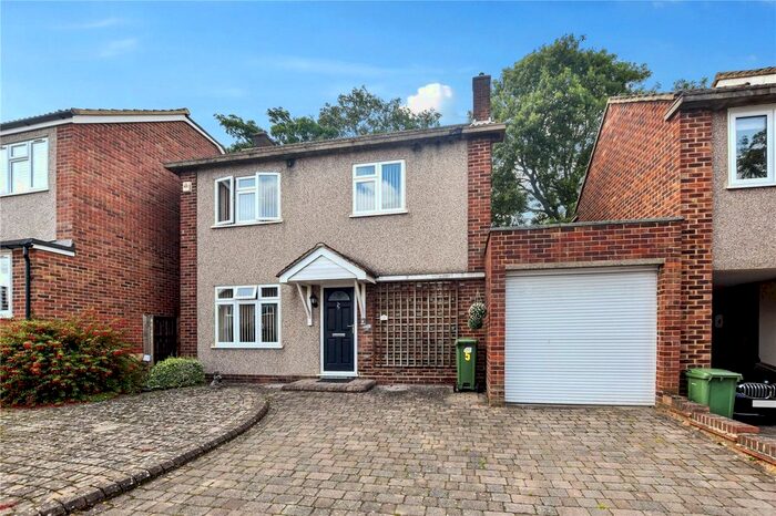 2 Bedroom Detached House To Rent In Otford Close, Bexley DA5