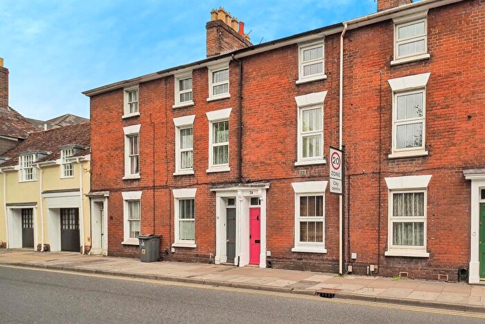 3 Bedroom Town House For Sale In Exeter Street, Salisbury, SP1