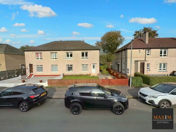 2 Bedroom Flat To Rent In Kinellar Drive, Glasgow, G14