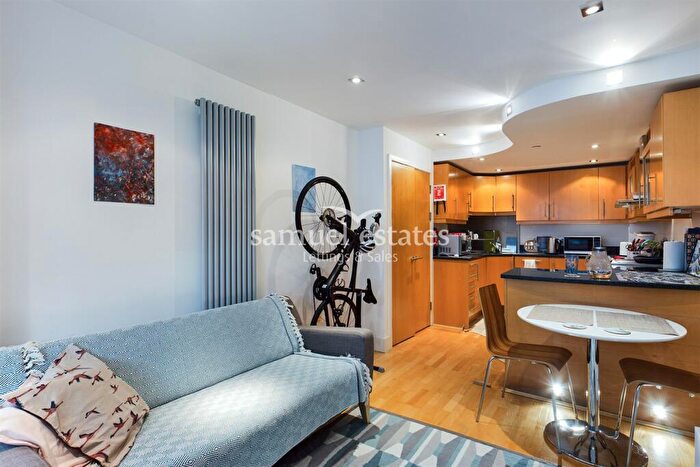 1 Bedroom Flat To Rent In Millharbour, South Quay, London, E14