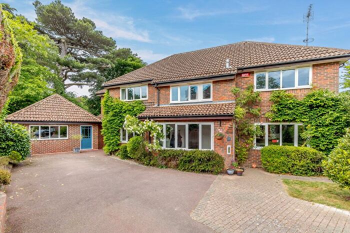 5 Bedroom Detached House For Sale In Lincoln Avenue, Canterbury, Kent, CT1