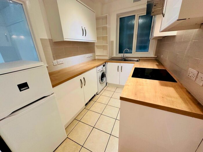 1 Bedroom Flat To Rent In Manor Road, Bournemouth, BH1