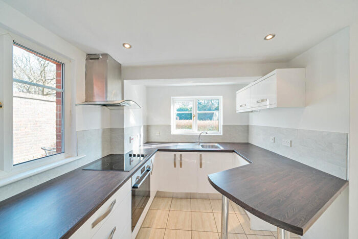 2 Bedroom Detached House To Rent In Leatherhead Road, Oxshott, KT22