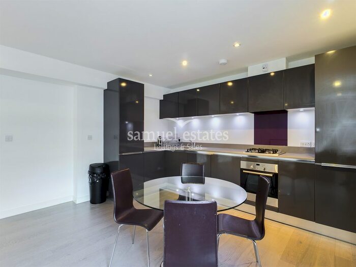 2 Bedroom Flat To Rent In Bermondsey Street, Bermondsey, SE1