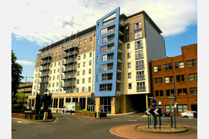 1 Bedroom Apartment To Rent In Enterprise Place, Woking, GU21