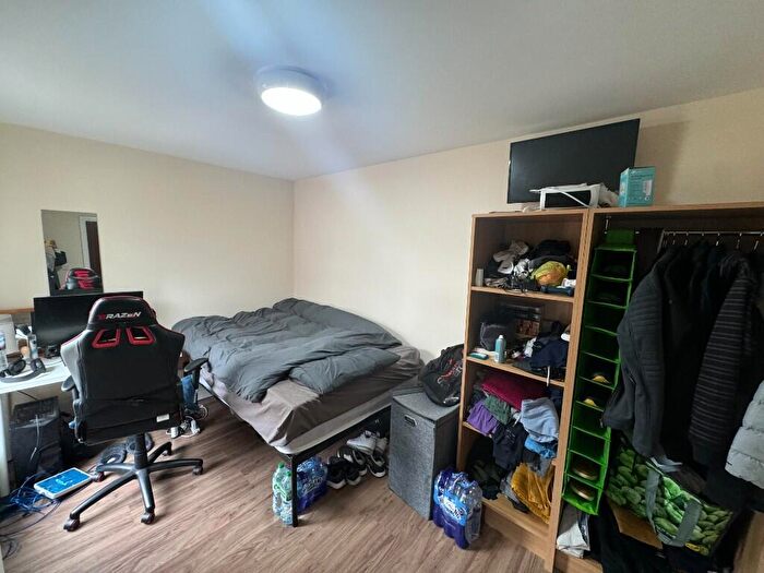 5 Bedroom Terraced House To Rent In Hall Lane, Liverpool, Merseyside, L7