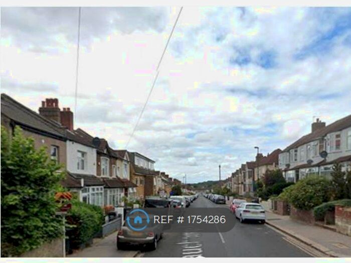 3 Bedroom Terraced House To Rent In Beauchamp Road, London, SE19