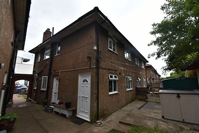 2 Bedroom Flat To Rent In Wembley, HA0