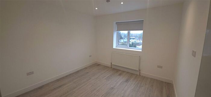 2 Bedroom Flat To Rent In High Street, Yiewsley, West Drayton, UB7