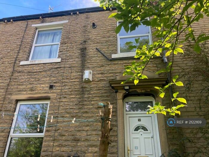 2 Bedroom Terraced House To Rent In Station Lane, Hudderfield, HD4