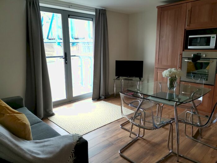 2 Bedroom Flat To Rent In Hanover Street, Newcastle Upon Tyne, NE1