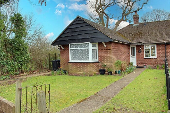 2 Bedroom Semi-Detached Bungalow For Sale In Heronfield, Potters Bar, EN6