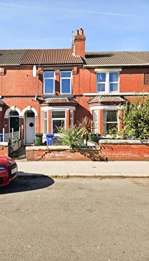 3 Bedroom Terraced House For Sale In Ravensworth Road, Hyde Park, DN1