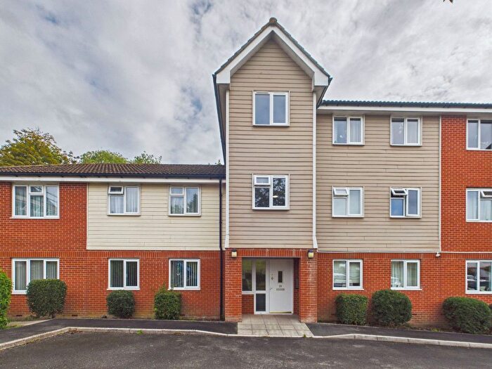 2 Bedroom Flat For Sale In Redwell Road, Paignton, TQ3