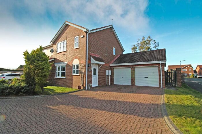 3 Bedroom Semi-Detached House For Sale In Thorntree Way, Blyth, NE24