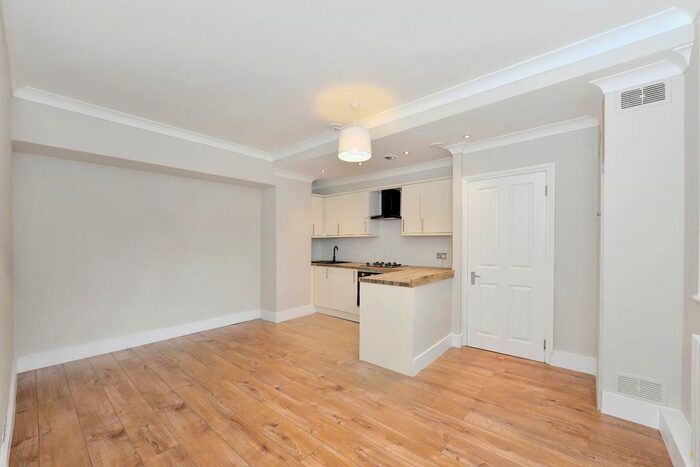 1 Bedroom Flat To Rent In Rogers House, Page Street, Westminster, London, SW1P