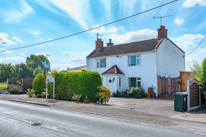 3 Bedroom Detached House For Sale In Main Road, Sibsey, Boston, PE22