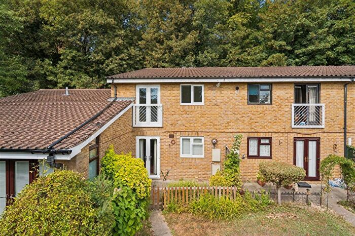 1 Bedroom Flat For Sale In Ranston Close, Denham, UB9