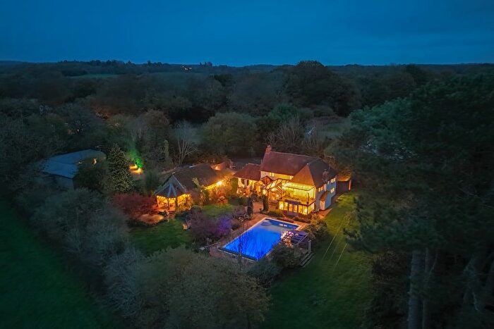 3 Bedroom Detached House For Sale In Stock Lane, Landford, Salisbury, SP5