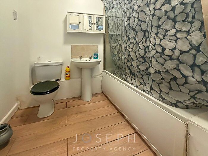 1 Bedroom Flat To Rent In Franciscan Way, Ipswich, IP1