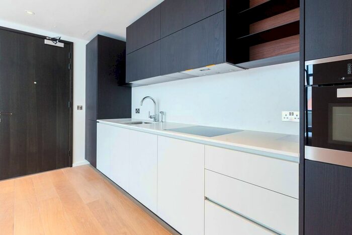 2 Bedroom Flat To Rent In Long Street, Hackney, London, E2