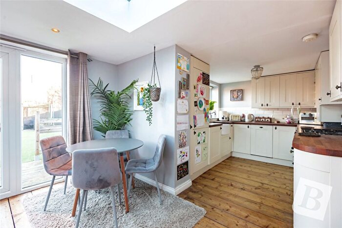 2 Bedroom Bungalow For Sale In Elm Road, South Woodham Ferrers, Chelmsford, Essex, CM3