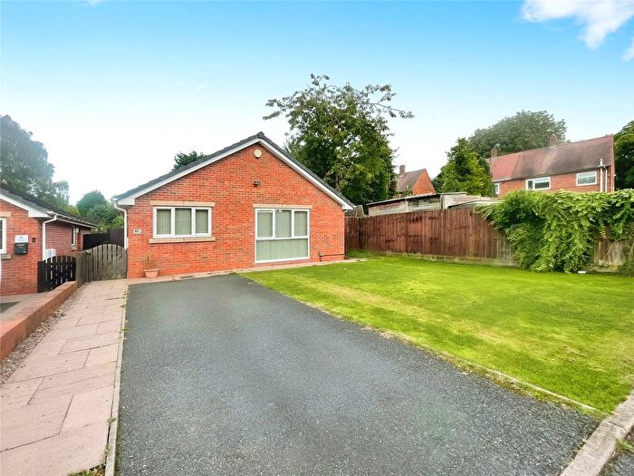 3 Bedroom Bungalow To Rent In Collingwood Road, Wolverhampton, West Midlands, WV10