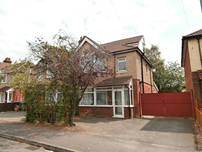 6 Bedroom Semi-Detached House To Rent In Upper Shaftesbury Avenue, Southampton, SO17