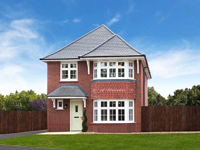 4 Bedroom Detached House For Sale In Hedera Gardens, Hampshire Road, Royston, SG8