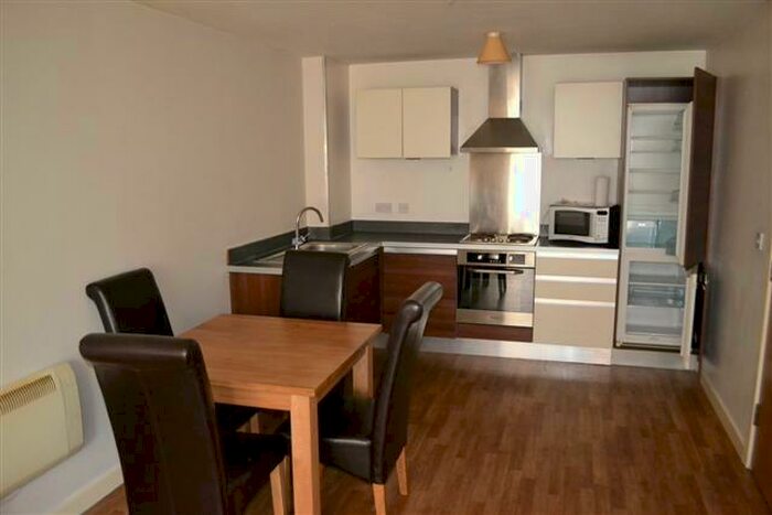 2 Bedroom Apartment To Rent In Bridport Street, L3