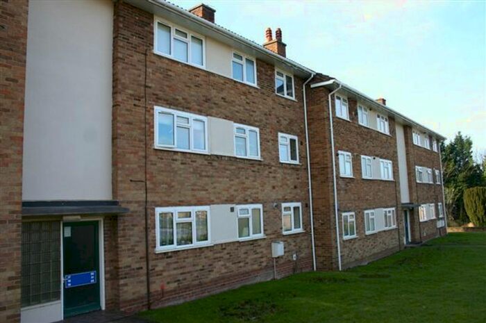 2 Bedroom Flat To Rent In Down View Road, Laverstock, Salisbury SP1