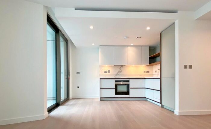 1 Bedroom Flat To Rent In Westmark Tower, West End Gate, Marylebone, London, W2