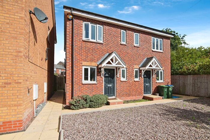 2 Bedroom Semi-detached House For Sale In Thomas Cox Wharf, Tipton, DY4