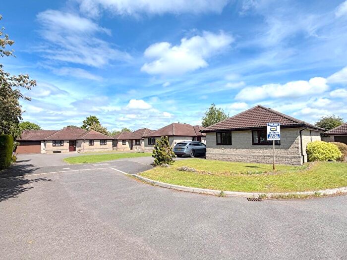 2 Bedroom Detached Bungalow For Sale In Charlton Road, Midsomer Norton, BA3