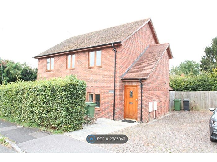 2 Bedroom Maisonette To Rent In The Pastures, Winchester, SO23