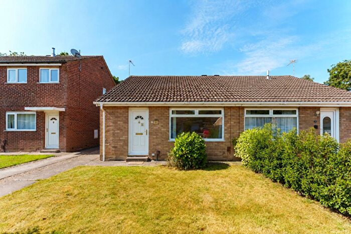 2 Bedroom Semi Detached Bungalow To Rent In Skiddaw, York, YO24