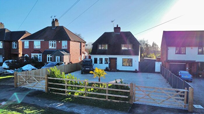 4 Bedroom Detached House For Sale In Gipsy Lane, Nuneaton, CV11