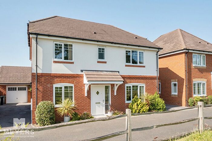 4 Bedroom Detached House For Sale In Campion Gardens, Wimborne, BH21